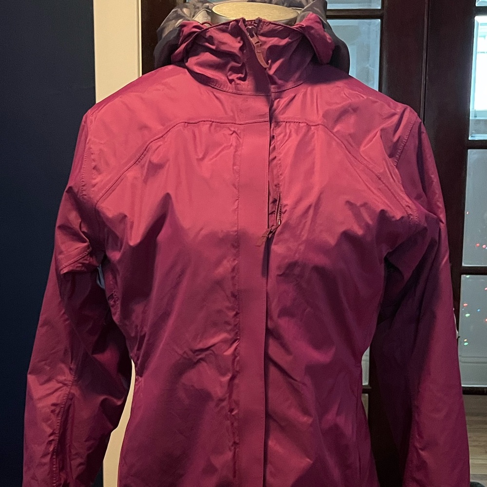 Sierra Designs Rain Jacket — Size Small